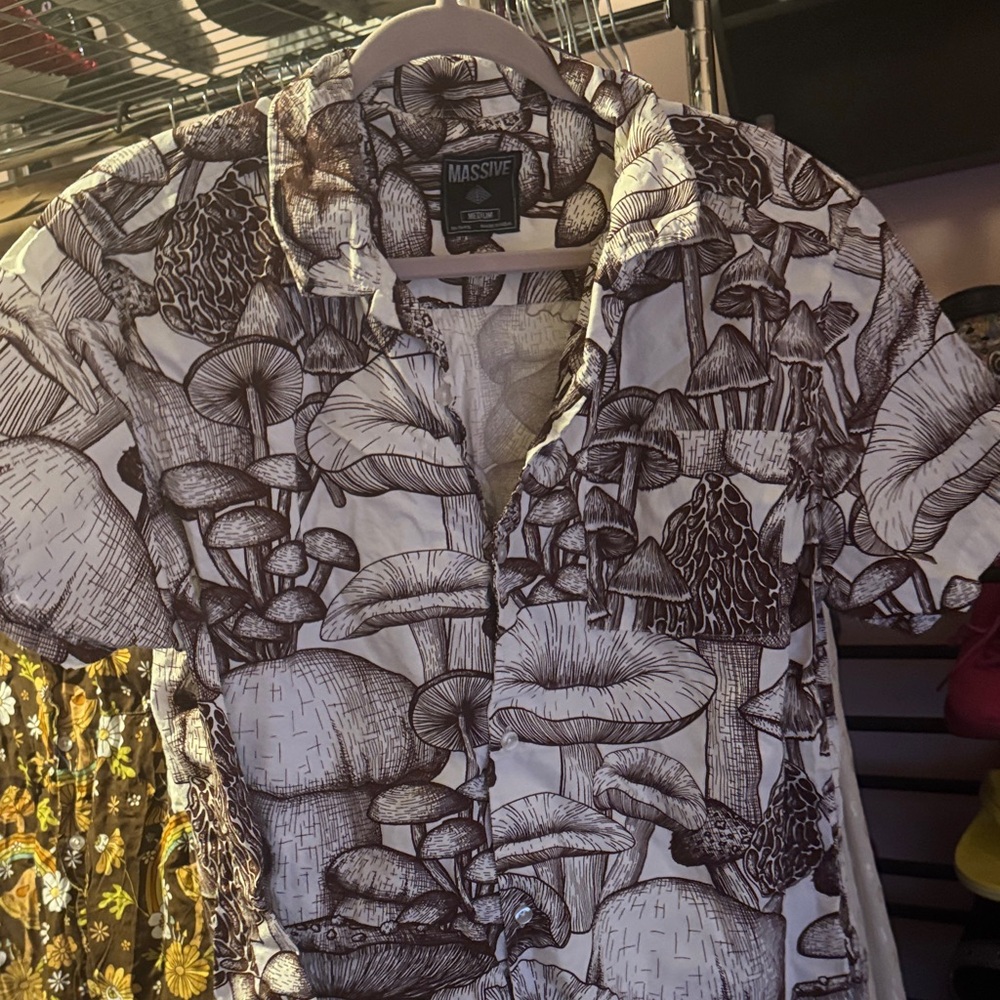Mushroom Print Men's Shirt